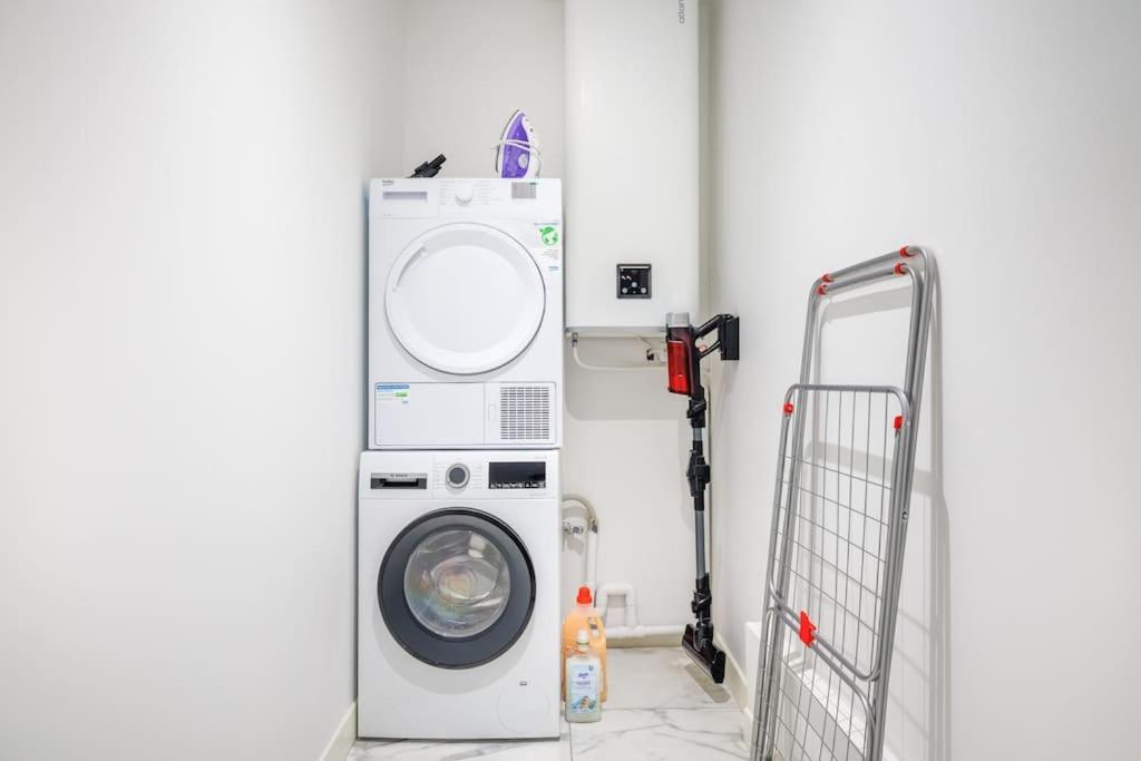 Beautiful Flat For 6 People #6 Apartment อานีแย-ซูร์-แซน ภายนอก รูปภาพ