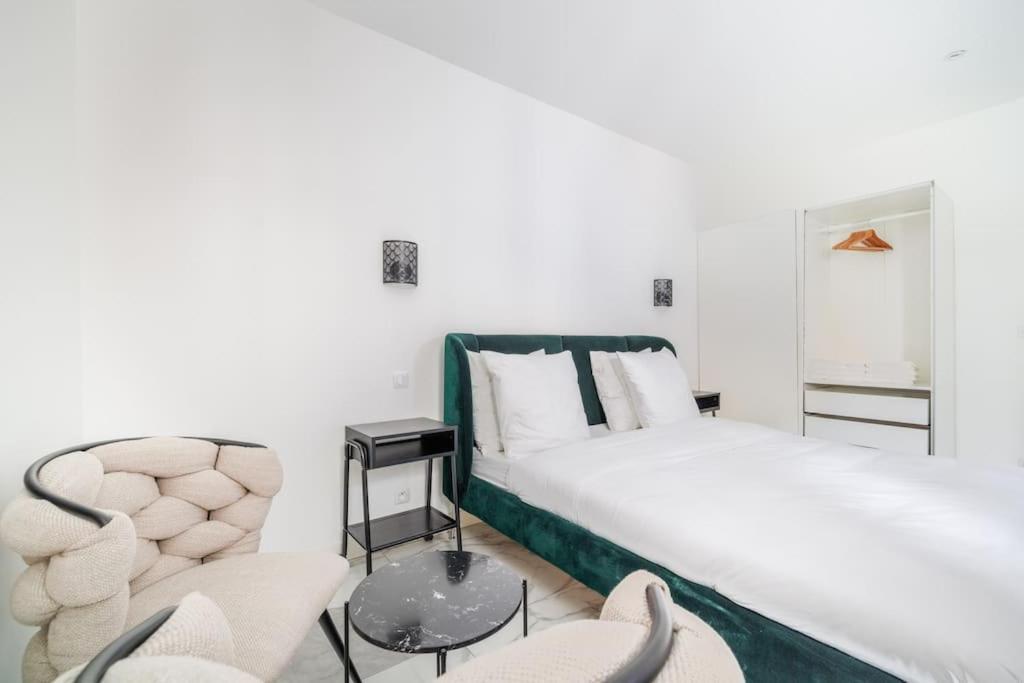 Beautiful Flat For 6 People #6 Apartment อานีแย-ซูร์-แซน ภายนอก รูปภาพ