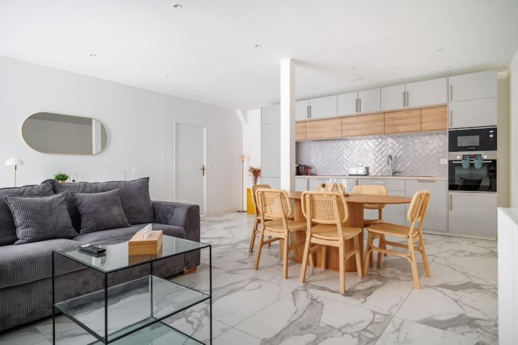 Beautiful Flat For 6 People #6 Apartment อานีแย-ซูร์-แซน ภายนอก รูปภาพ